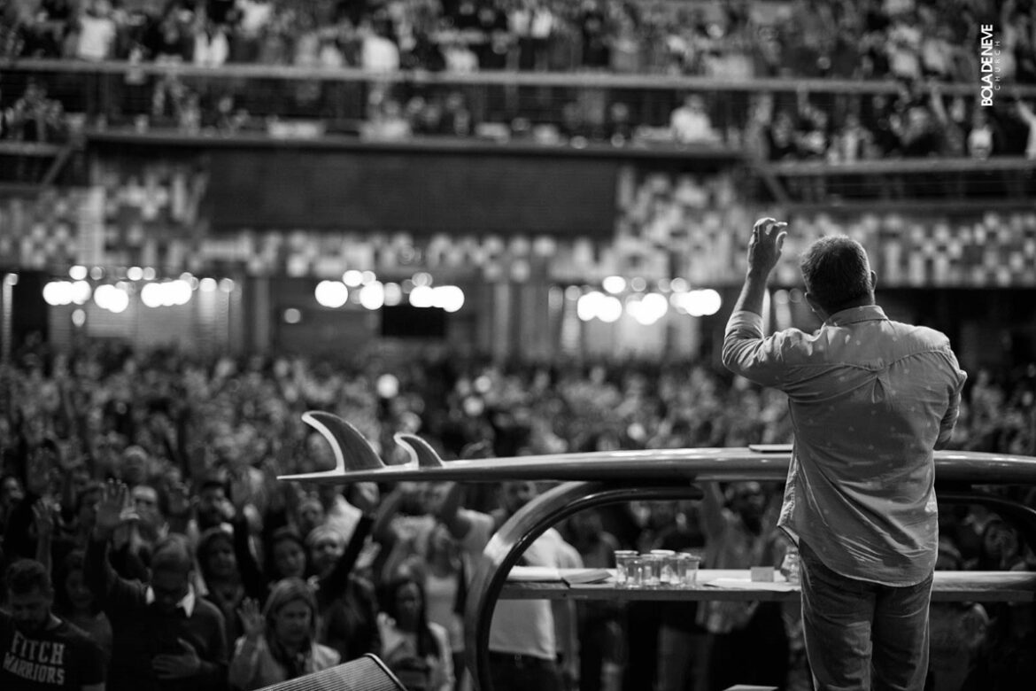 bola-de-neve:-policia-conclui-inquerito-sobre-suposto-desvio-em-igreja