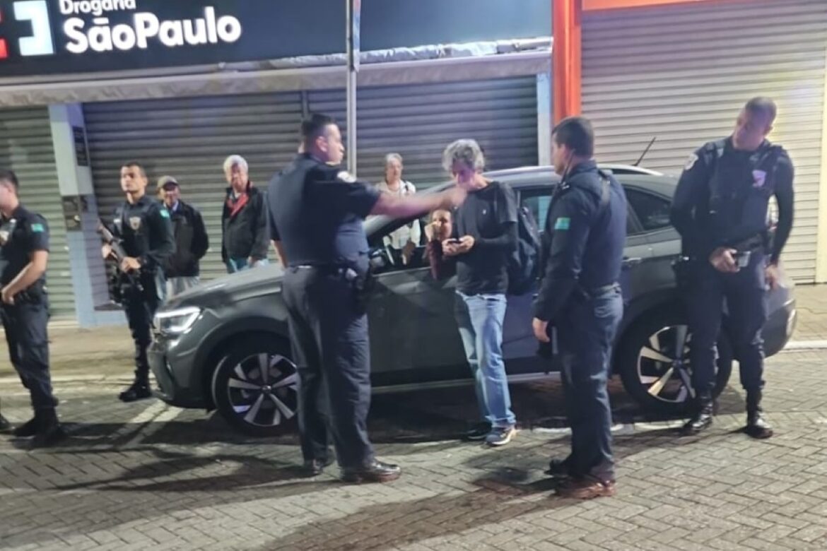 medica-diz-que-usou-spray-de-pimenta-para-se-defender:-“ameacada”