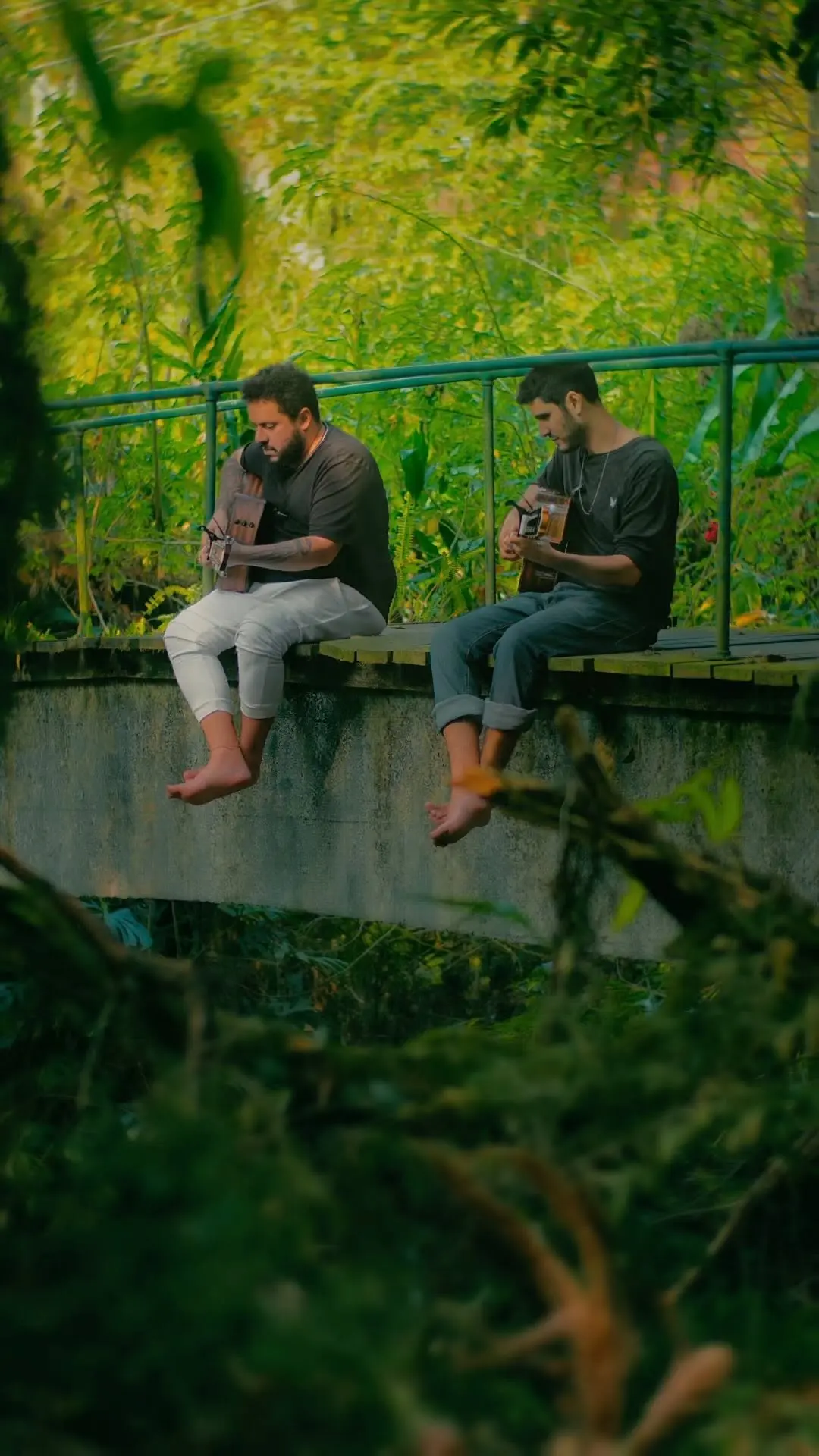 Dito Bruzugu se une a carioca André Moreno e estreia show acústico do Festim no Acre