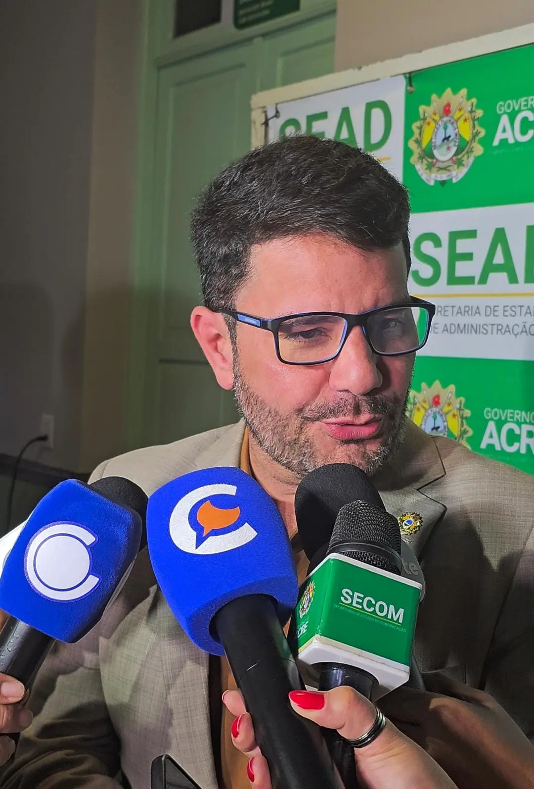 “Não concordo”, diz Gladson sobre levantamento que aponta alta no desmatamento no Acre