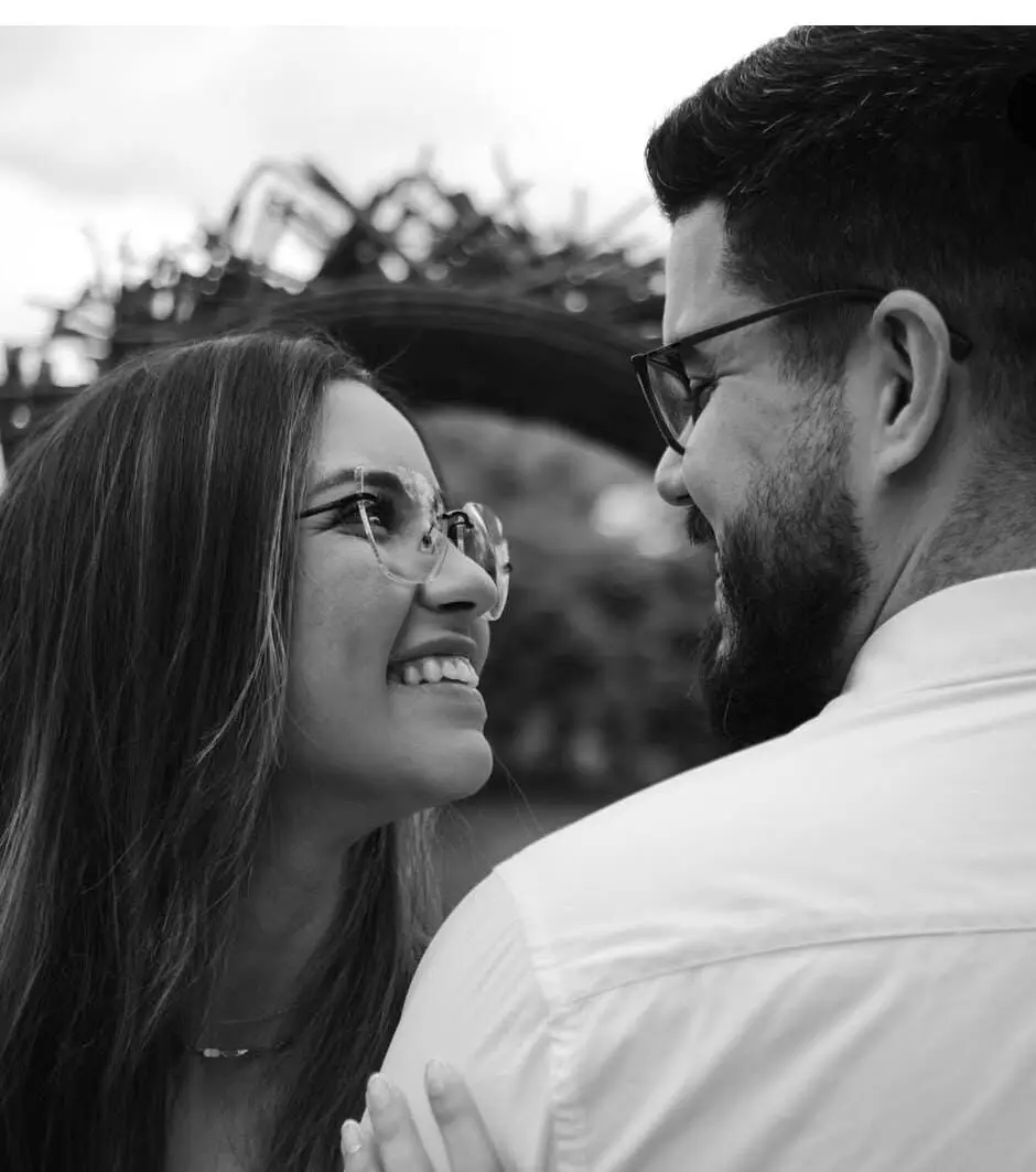 Do Nordeste para o Acre: influenciadora e estudante de Medicina é pedida em casamento