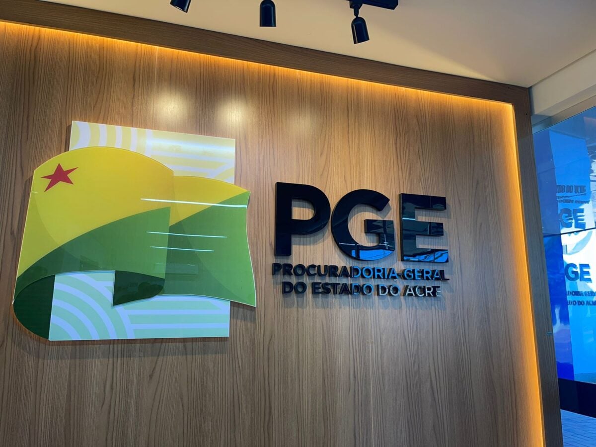 Edital do concurso PGE-AC 2026 para o cargo de Procurador do Estado.