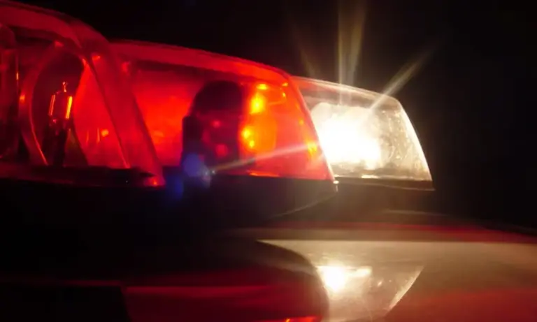 Embriagado, motorista invade procissão e atropela duas pessoas no interior do Acre