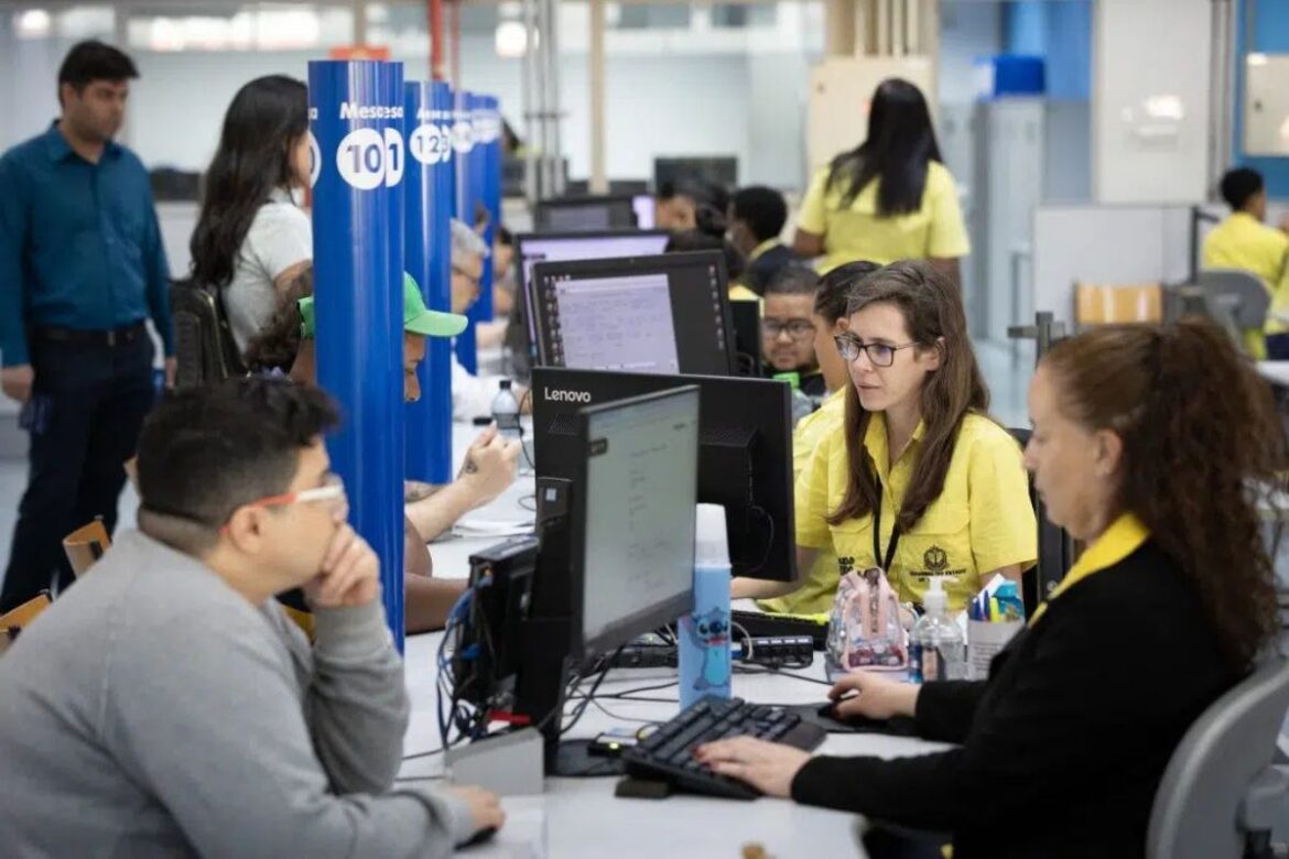 feriado:-veja-o-que-abre-e-fecha-em-sp-nesta-quarta-feira,-9-de-julho