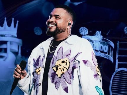 revelacao-do-pagode,-yan-abre-o-coracao-apos-1°-turne-internacional:-“sensacao-unica”