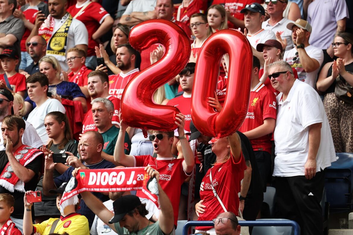 vitoria-do-liverpool-em-amistoso-e-marcada-por-homenagens-a-diogo-jota