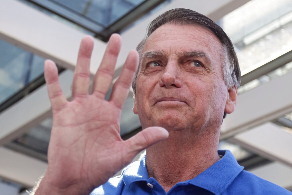 apos-melhora-de-saude,-bolsonaro-voltara-a-despachar-na-sede-do-pl