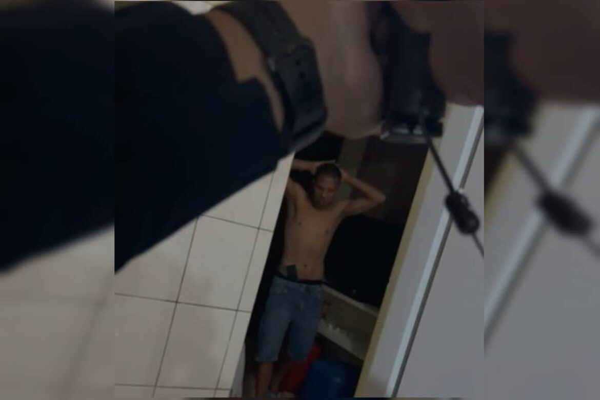 procurado-por-violencia-domestica-e-preso-com-drogas-e-municoes.-veja