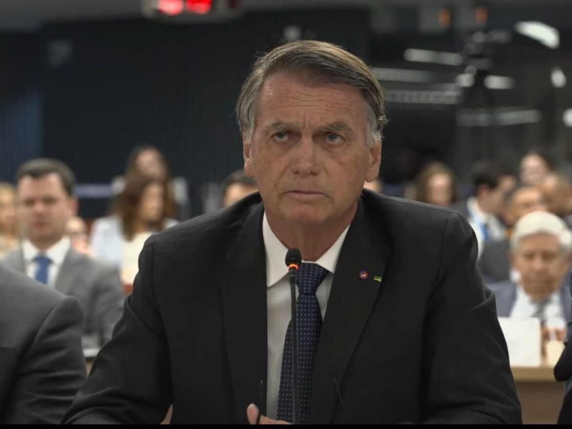 pgr-pede-condenacao-de-jair-bolsonaro-e-mais-7-reus-por-golpe-de-estado