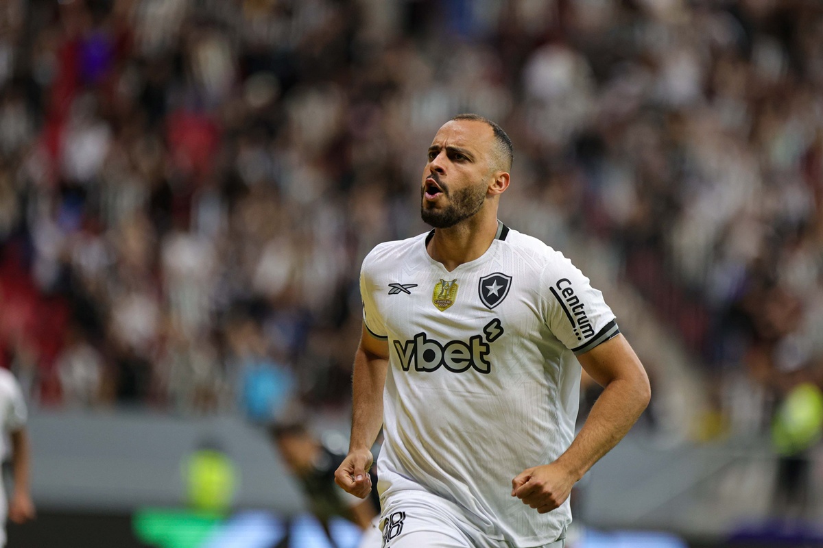 botafogo-x-vitoria:-onde-assistir-ao-jogo-da-14a-rodada-do-brasileirao