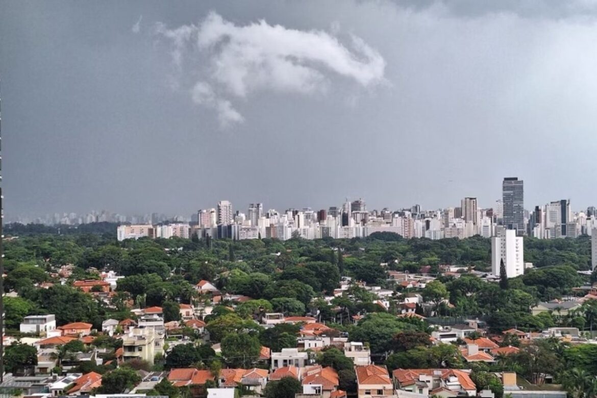 minima-de-11oc:-veja-a-previsao-do-tempo-para-o-final-de-semana-em-sp