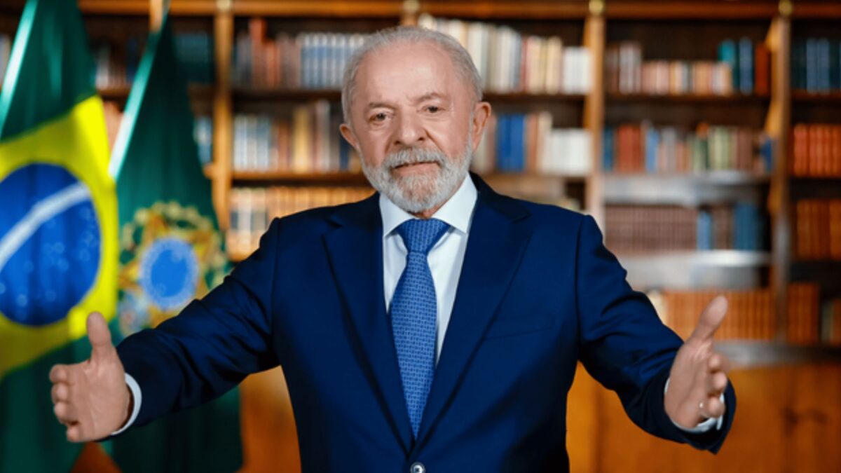 mesmo-inelegivel,-ainda-colocam-bolsonaro-nas-pesquisas.-bom-pra-lula!