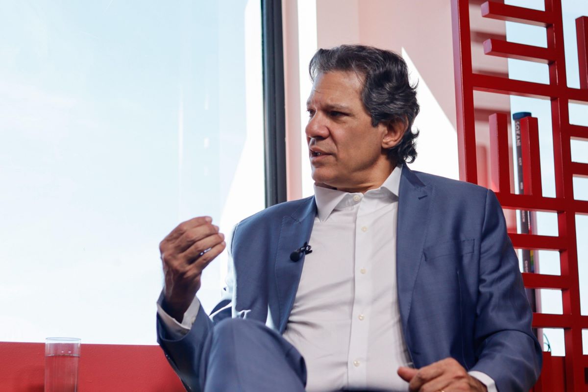esperando-dialogo,-haddad-nega-retaliacao-a-eua-sobre-dividendos