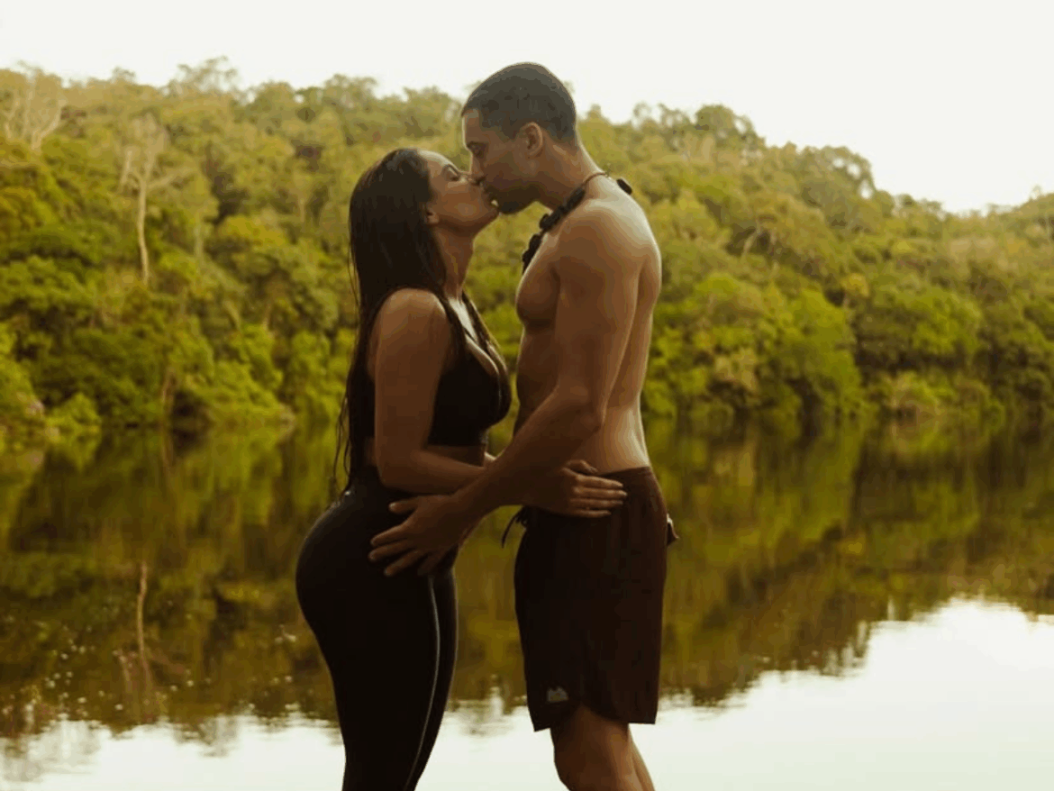 lexa-mostra-tatuagem-que-ricardo-vianna-fez-dos-pezinhos-da-filha:-“nosso-anjinho-da-guarda”