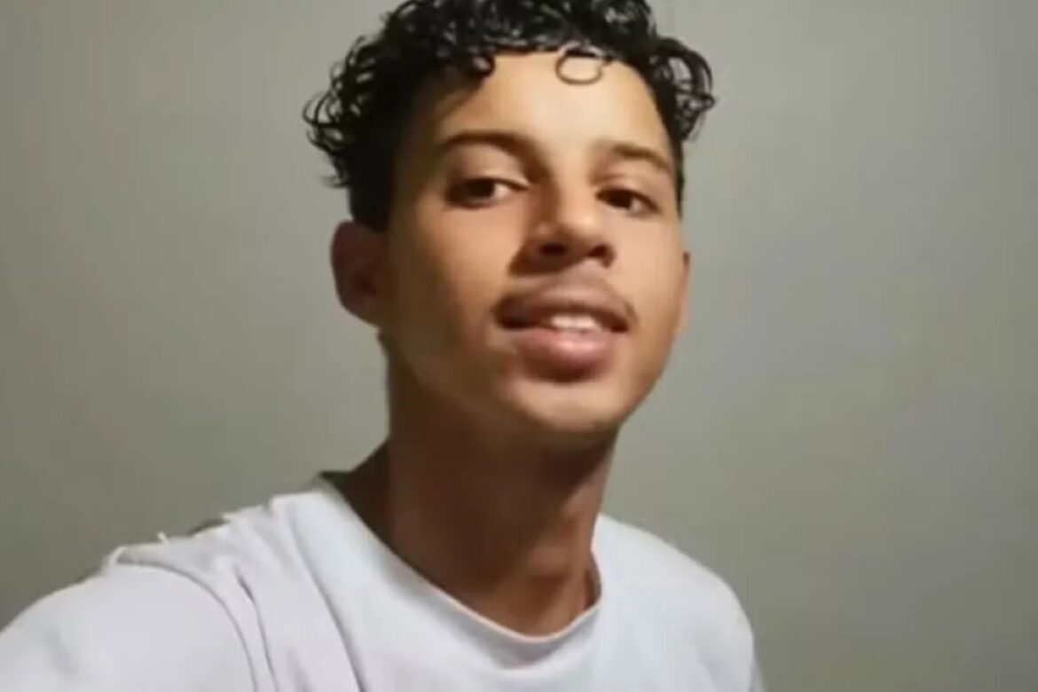 mae-de-jovem-morto-envenenado-com-bolinhos-e-investigada-pela-policia