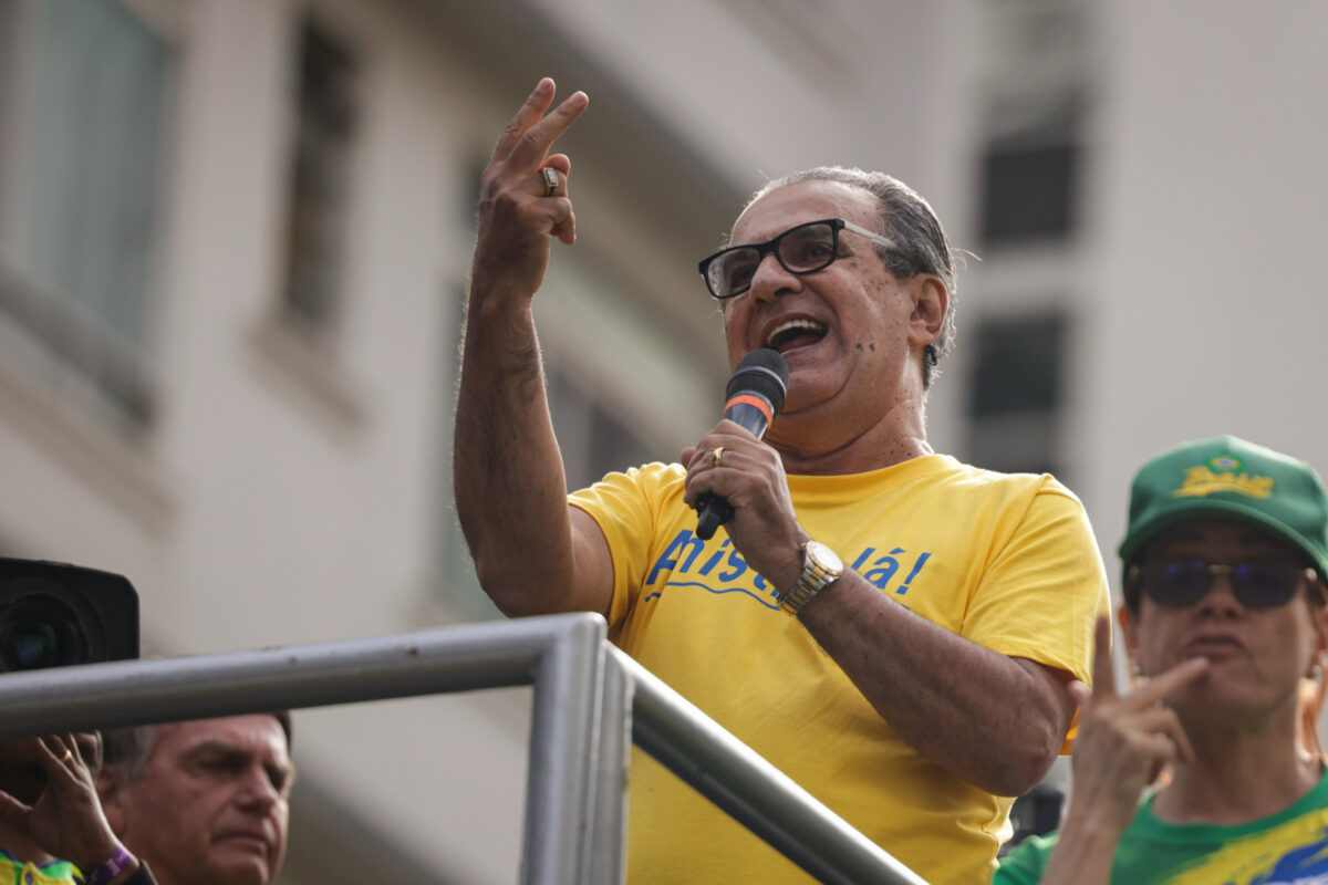 “direita-vagabunda-mantem-moraes-no-stf”,-diz-malafaia