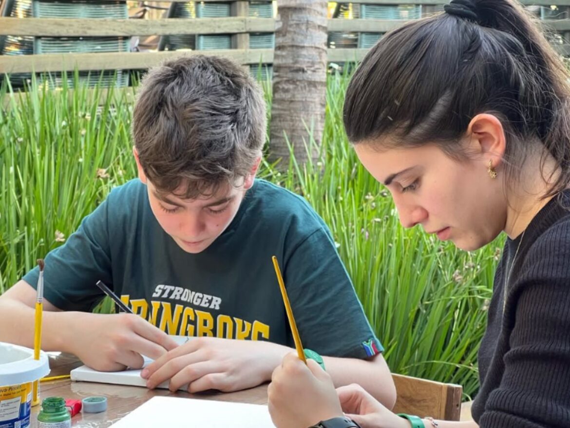 ana-hickmann-abre-album-de-ferias-em-familia-apos-alta-hospitalar-de-edu-guedes