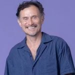 “tres-gracas”:-aguinaldo-silva-promete-novela-popular-no-lugar-de-“vale-tudo”