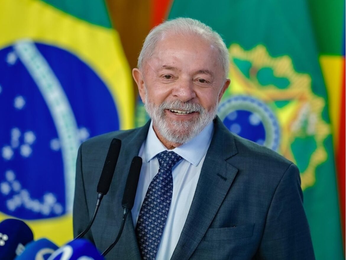 opositor-interrompe-lula,-chama-presidente-de-“ladrao”-e-e-retirado-de-evento