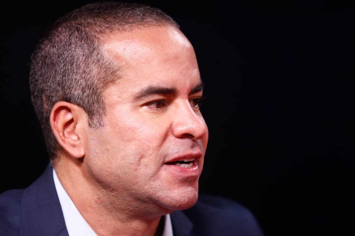 apos-denuncias-do-metropoles,-fred-linhares-pede-suspensao-da-emenda-de-r$-37,9-milhoes-a-ong-suspeita