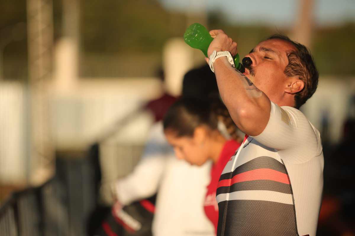 atletas-chegam-animados-para-o-primeiro-dia-de-metropoles-endurance