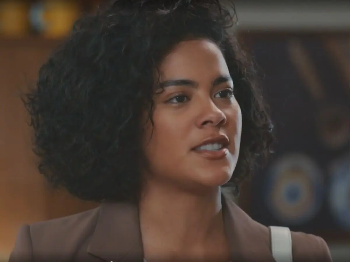 Bella Campos se pronuncia sobre comentários racistas: “Ser rico é parecer branco?”