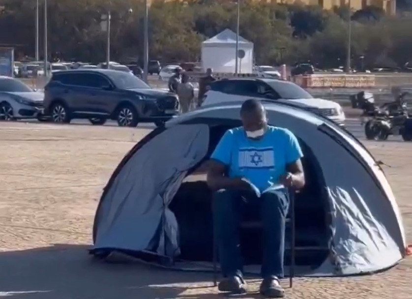 moraes-ameaca-prender-parlamentares-em-acampamento-no-stf.-deputado-afirma-que-estava-em-outro-estado