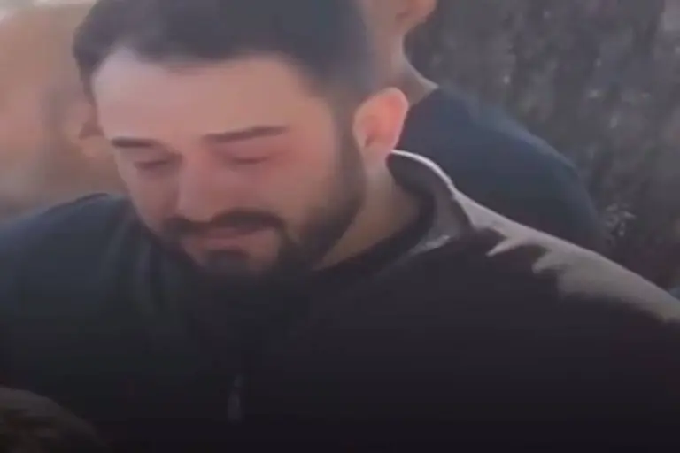 video:-filho-matou-a-mae,-chorou-no-enterro-e-depois-viajou-com-amigos