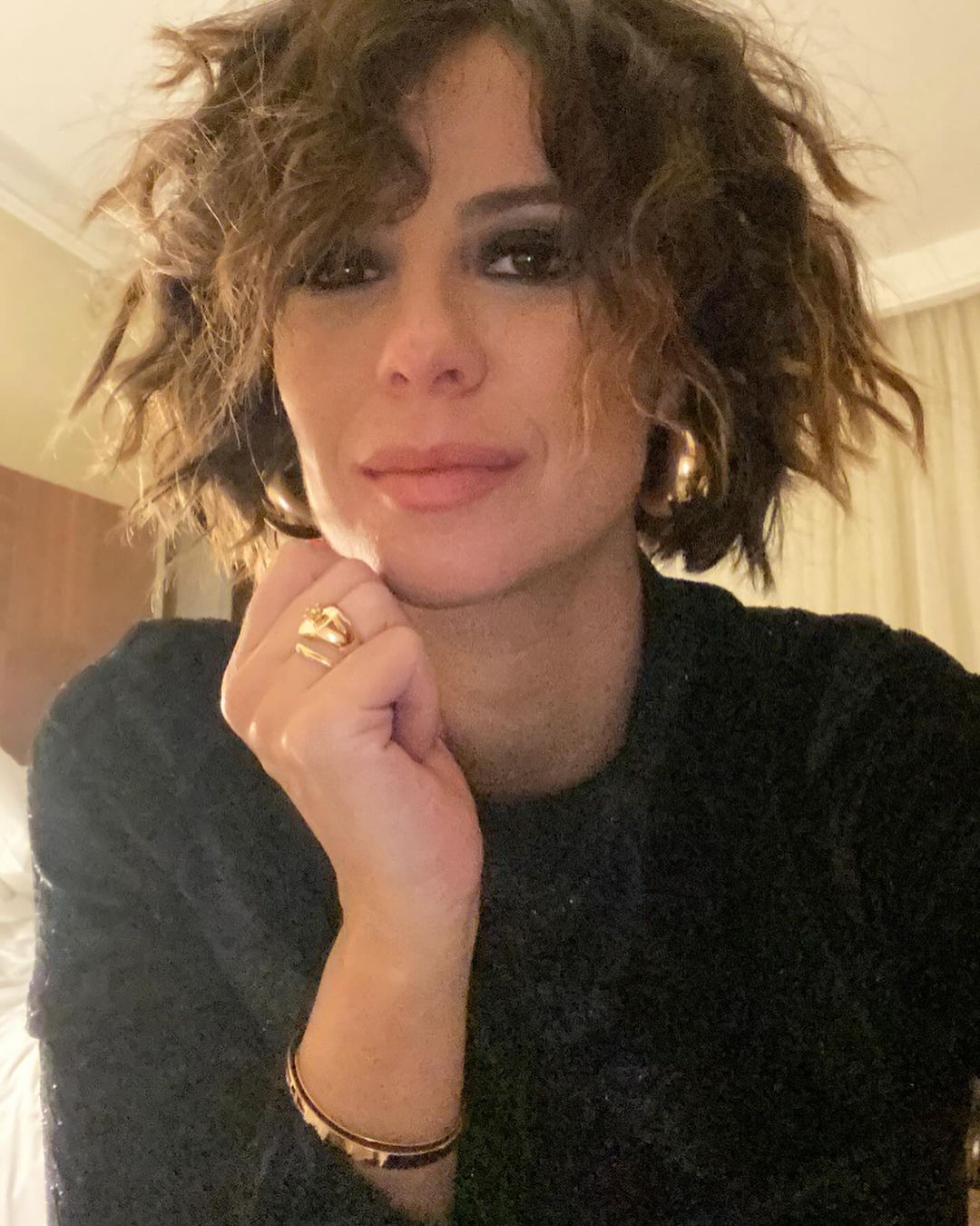 Andréia Horta completa 42 anos e comenta maternidade: “Acontecimento bastante desejado”