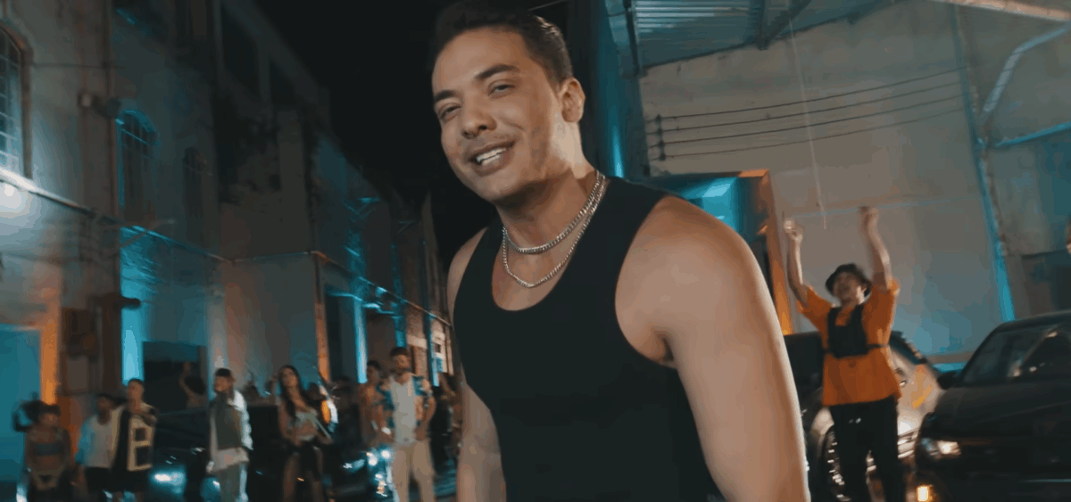 wesley-safadao-atola-carro-apos-show-no-fortal-e-precisa-empurrar-veiculo-com-equipe:-“te-vira”