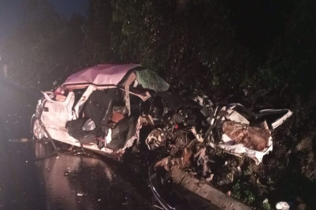 grave-acidente-mata-duas-mulheres-e-deixa-5-feridos-em-sc