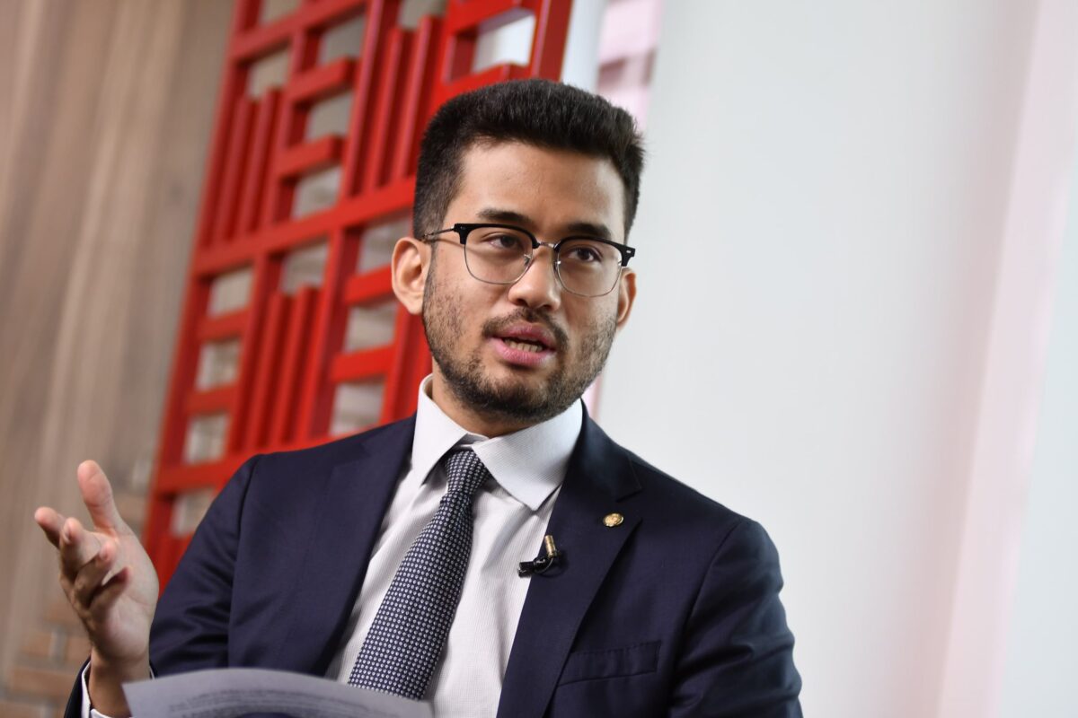 kim-entra-na-justica-contra-omissao-do-mec-que-beneficiou-empresa-suspeita