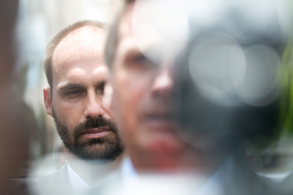 crime-imputado-pela-pgr-a-eduardo-bolsonaro-da-pena-de-morte-nos-eua