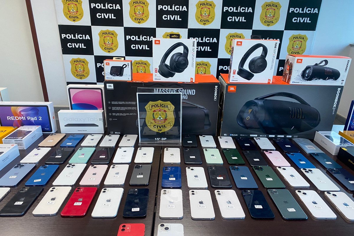 policia-apreende-celulares-furtados-e-roubados-vendidos-em-feira-do-df