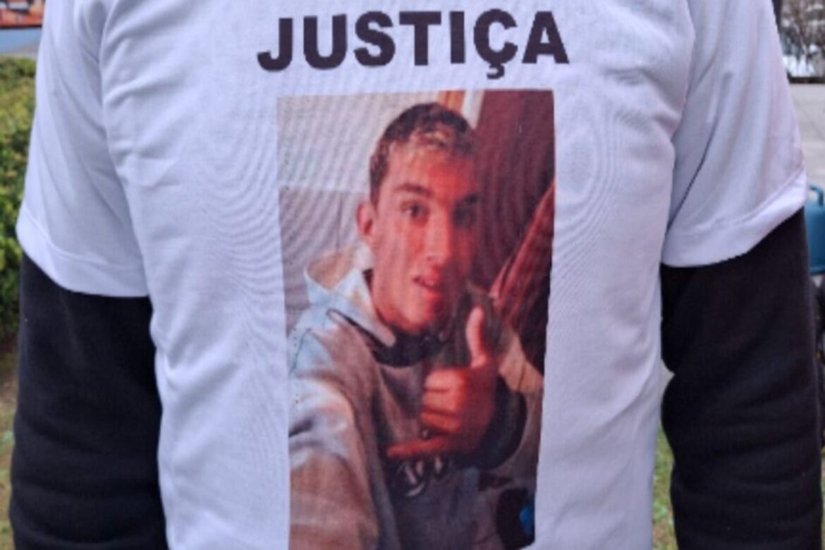 sc:-homens-pegam-ate-60-anos-de-prisao-por-matar-jovem-em-briga-de-bar