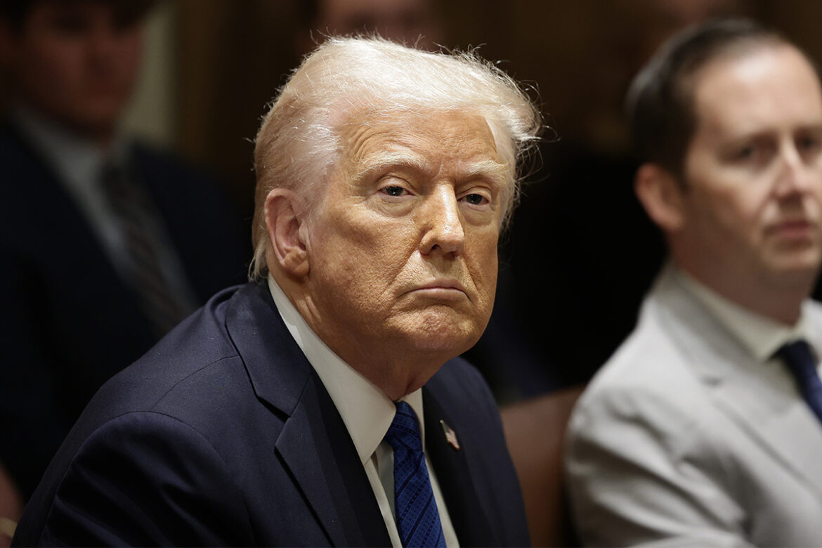 trump-condena-ataque-de-atirador-em-ny:-“lunatico-enlouquecido”