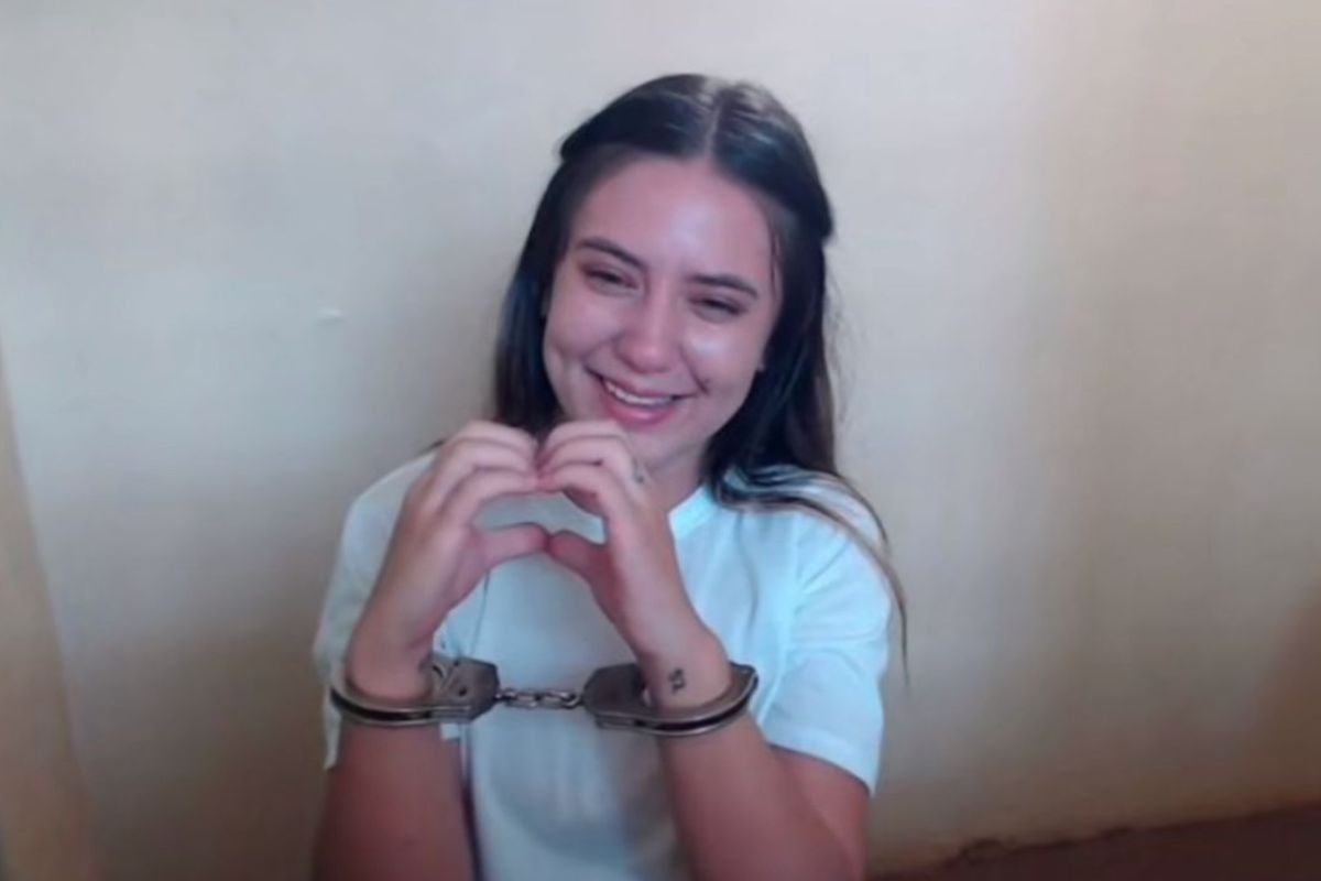 influencer-e-detida-ao-tentar-entrar-em-prisao-com-drogas