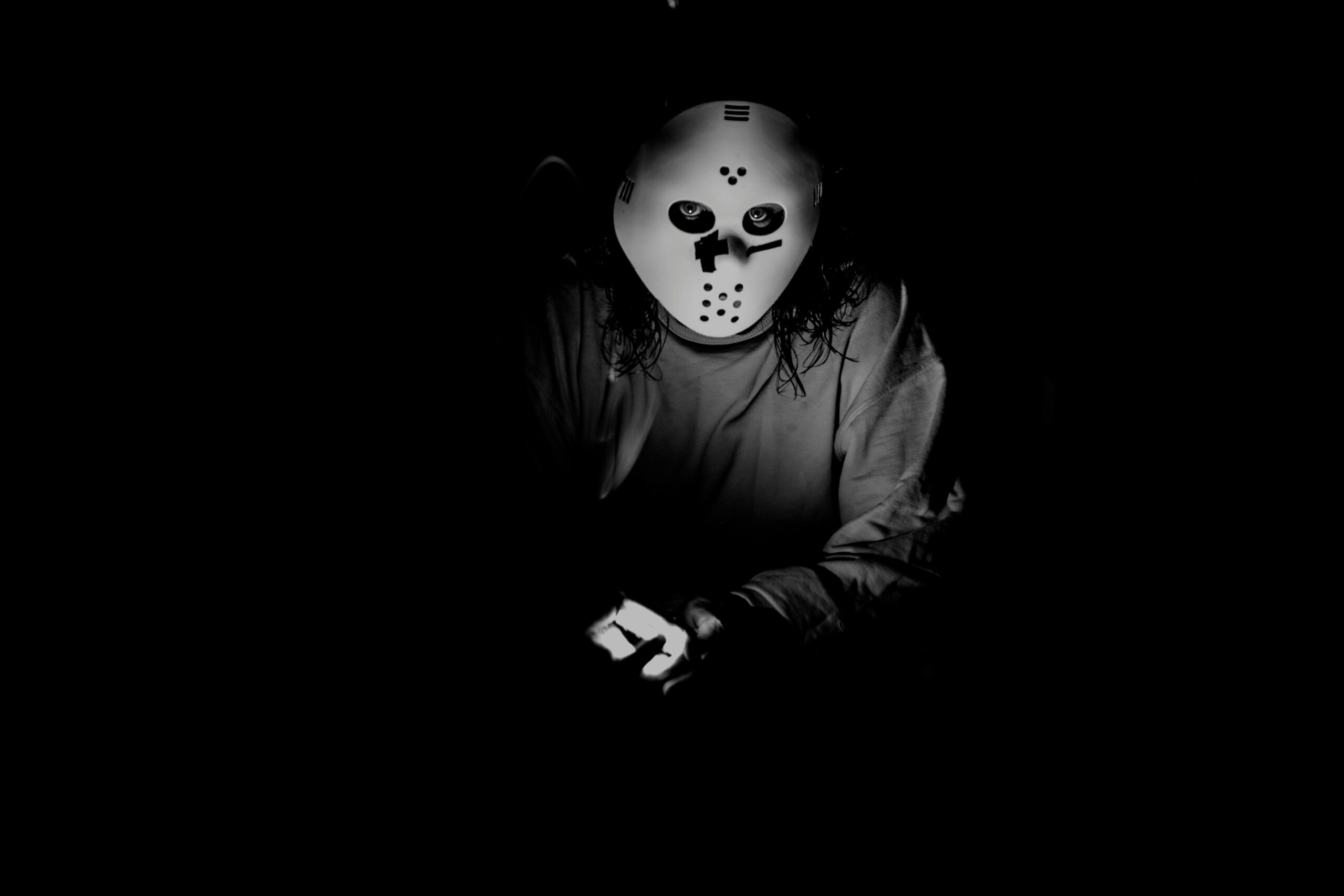 Pesquisa aponta que filmes de terror aliviam dor, estresse e queimam calorias. Entenda!