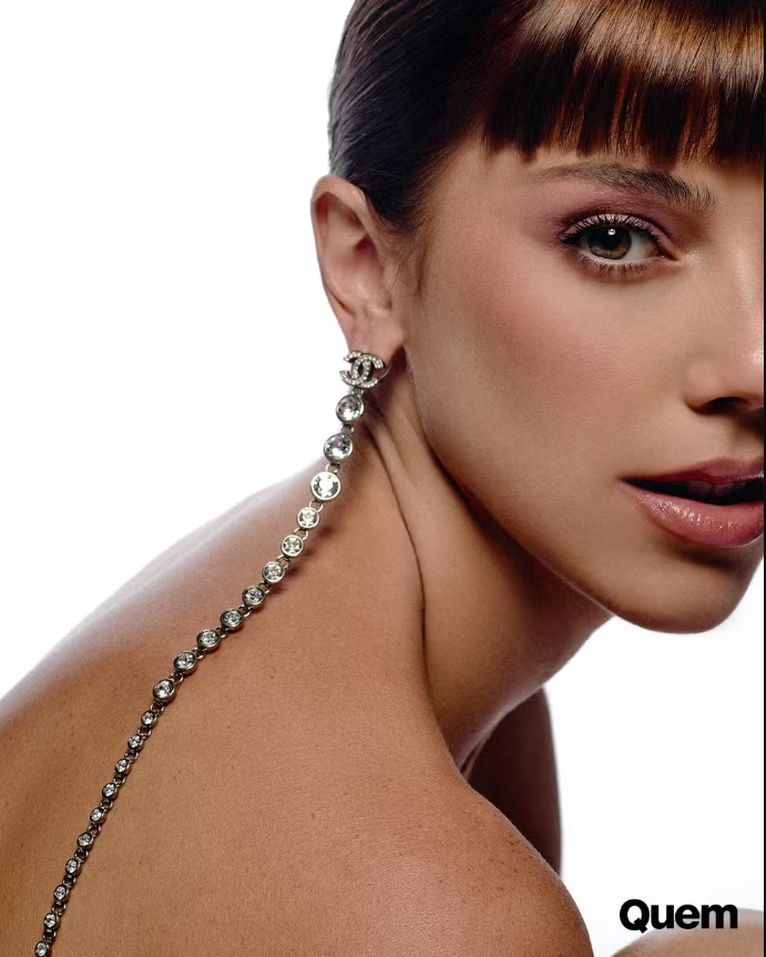 alice-wegmann-defende-bella-campos-de-criticas-e-rasga-elogios-a-colega-de-elenco