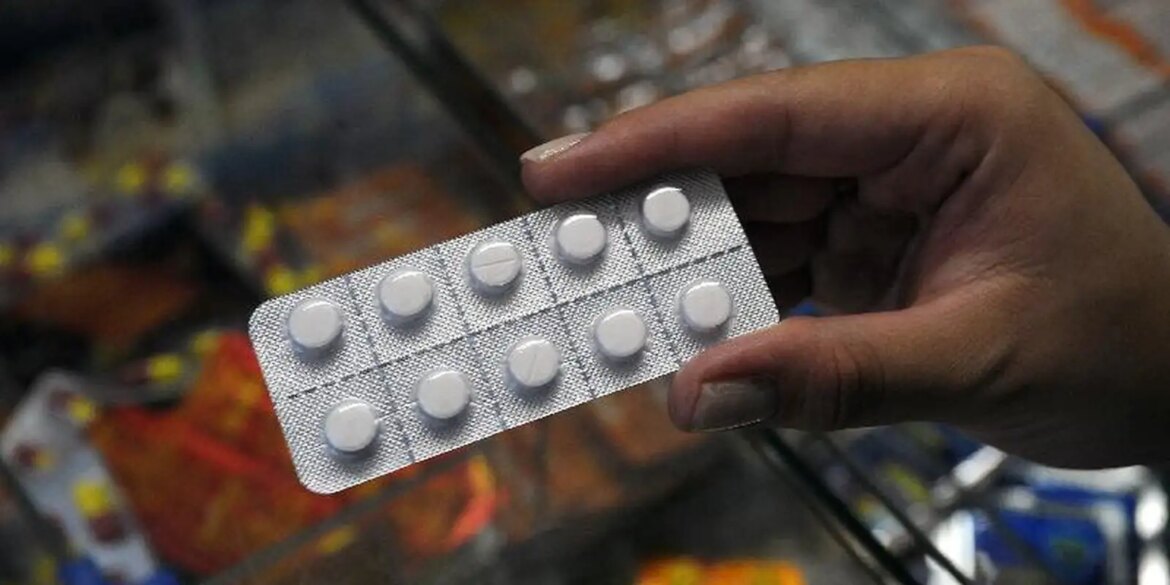 possivel-reacao-do-brasil-a-tarifaco-pode-afetar-precos-de-remedios