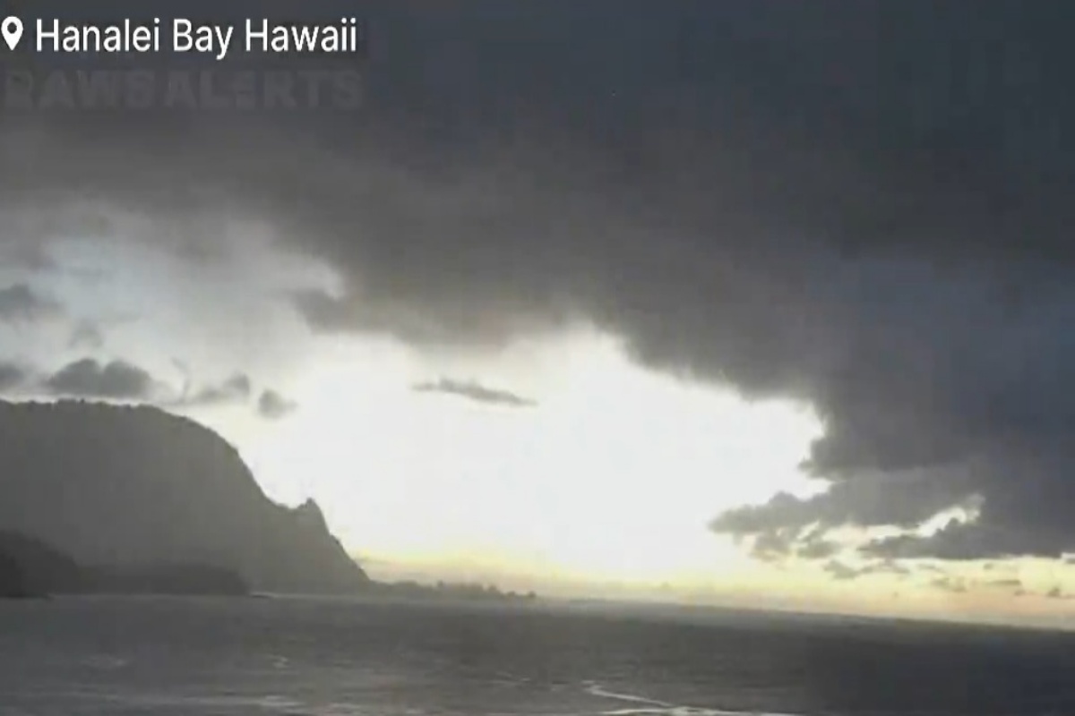 ondas-de-tsunami-comecaram-a-atingir-as-costas-dos-eua