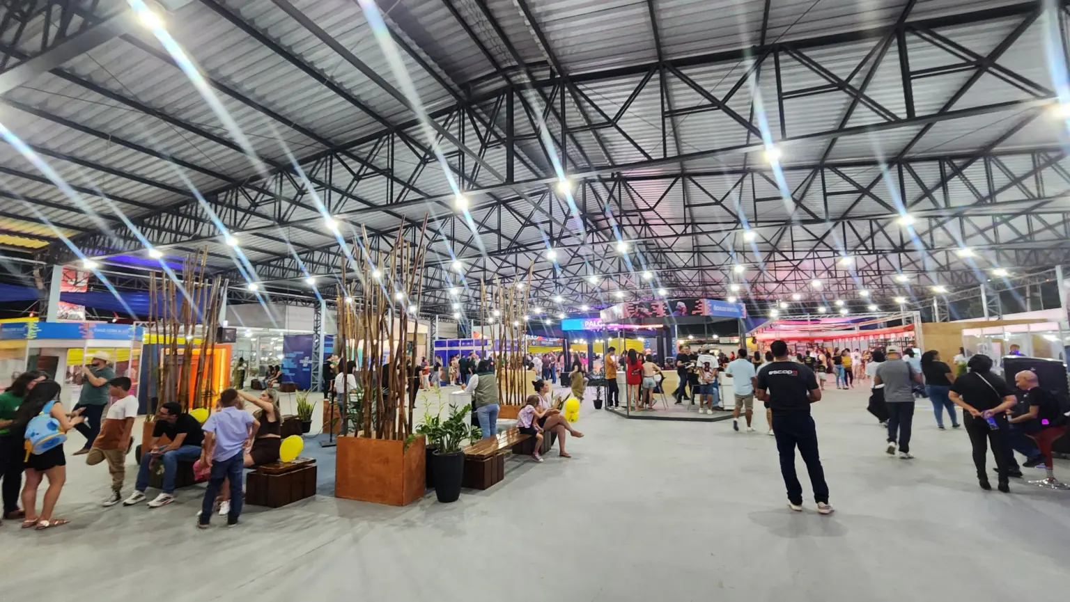 Sebrae leva desfiles de moda à ExpoAcre com foco em sustentabilidade e força da indústria local