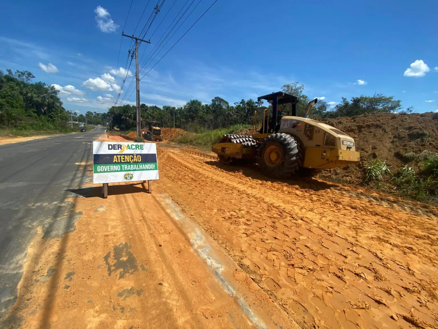 Deracre retoma segunda etapa das obras de restauração da AC-405 em Cruzeiro do Sul