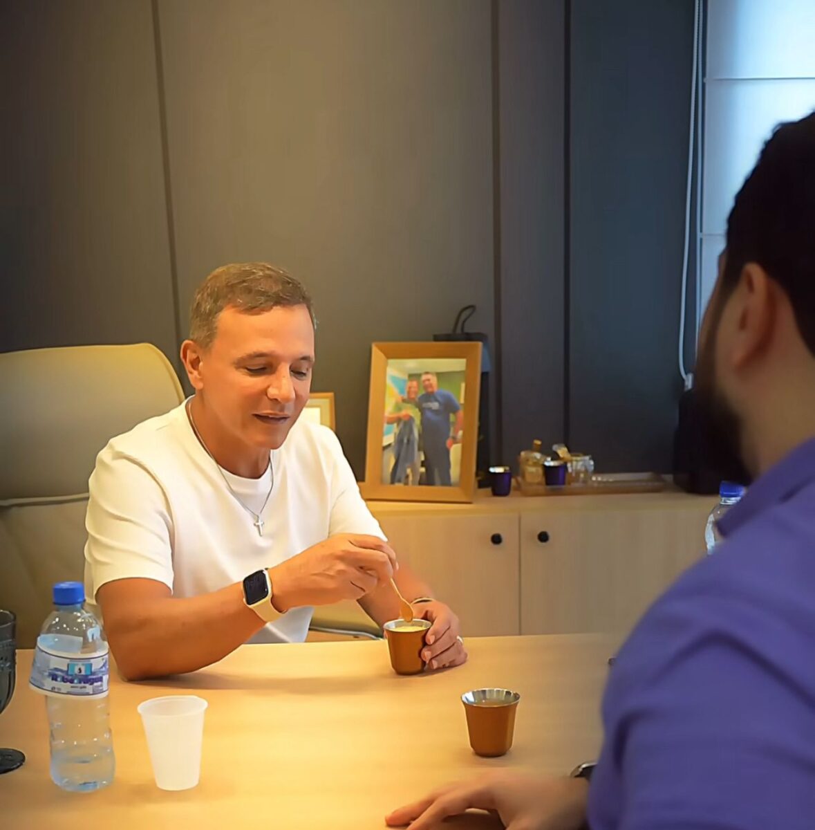 Pimenta: 'cafezinho' entre Jarude e Bittar acende alerta no grupo de Alan Rick; entenda Pimenta: ‘cafezinho’ entre Jarude e Bittar acende alerta no grupo de Alan Rick; entenda