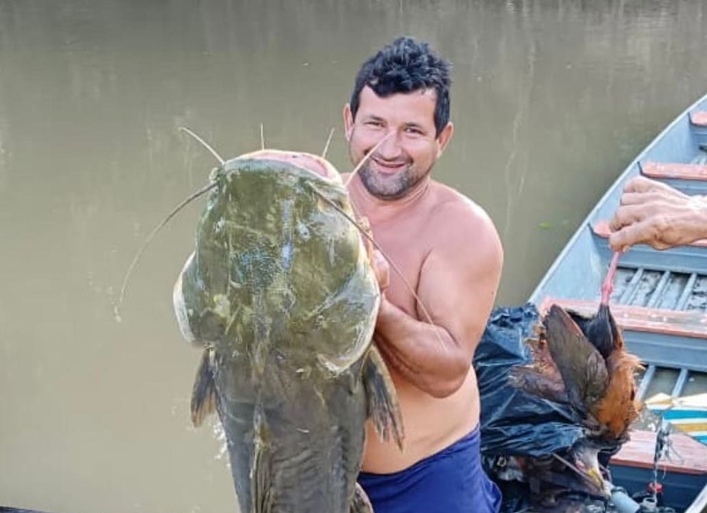 Morador fisga jundiá de mais de 80 quilos em Rodrigues Alves e compartilha carne