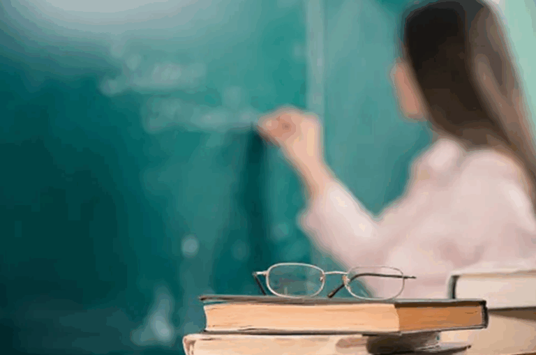 Cidade do Acre prorroga processo seletivo e define critérios para renovação de contratos de professores