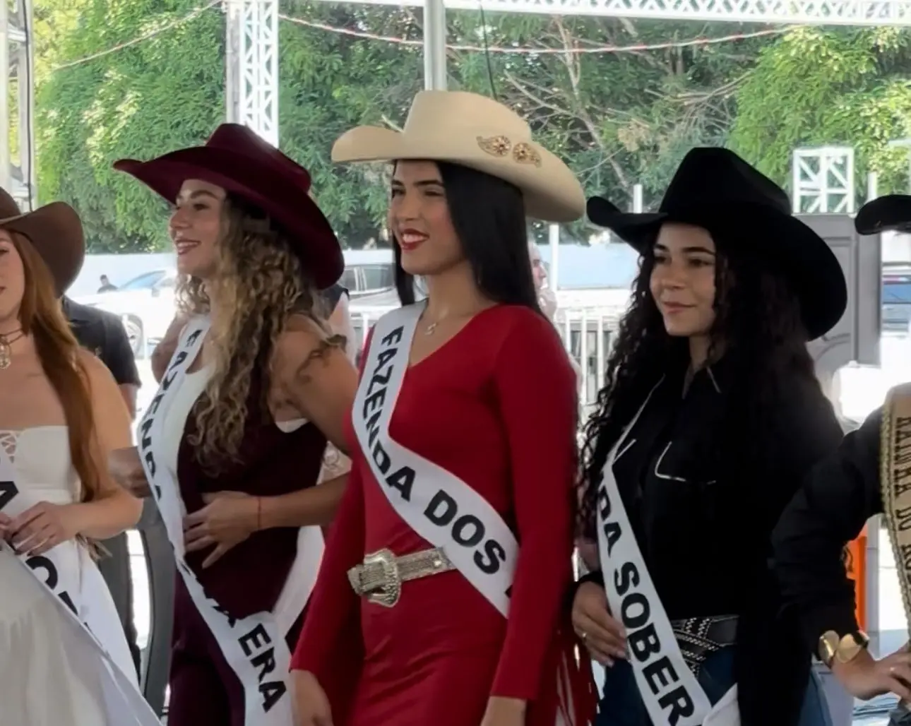 ContilNet e Orna Audiovisual transmitem a grande final da Rainha do Rodeio da Expoacre 2025