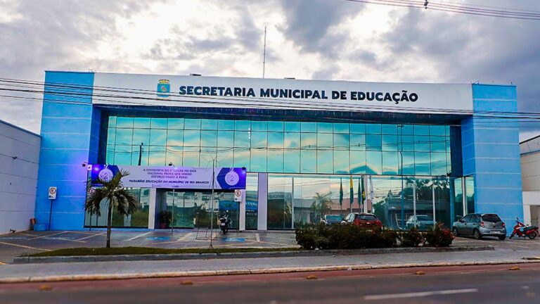 Educação garante pagamento de rescisões e dá prazo para quitar pendências com servidores