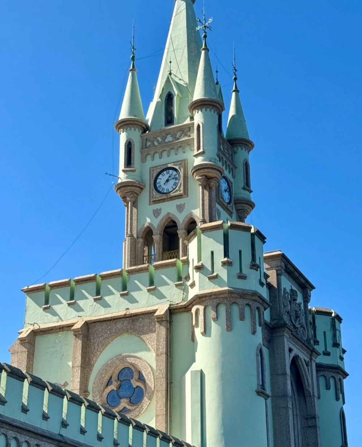 e-big!-bruna-marquezine-ganha-surpresa-de-aniversario-durante-festival-no-rio