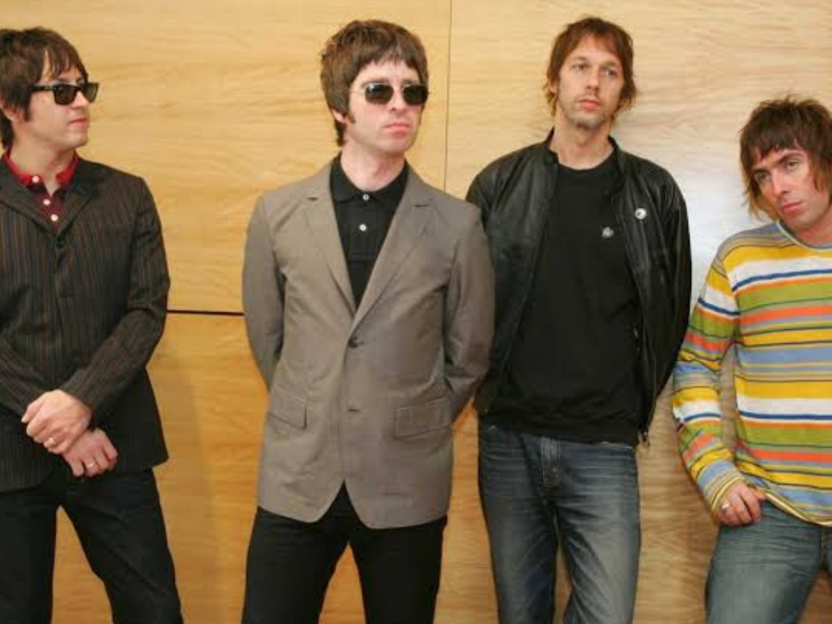 Homem morre ao cair de arquibancada durante show do Oasis em Londres